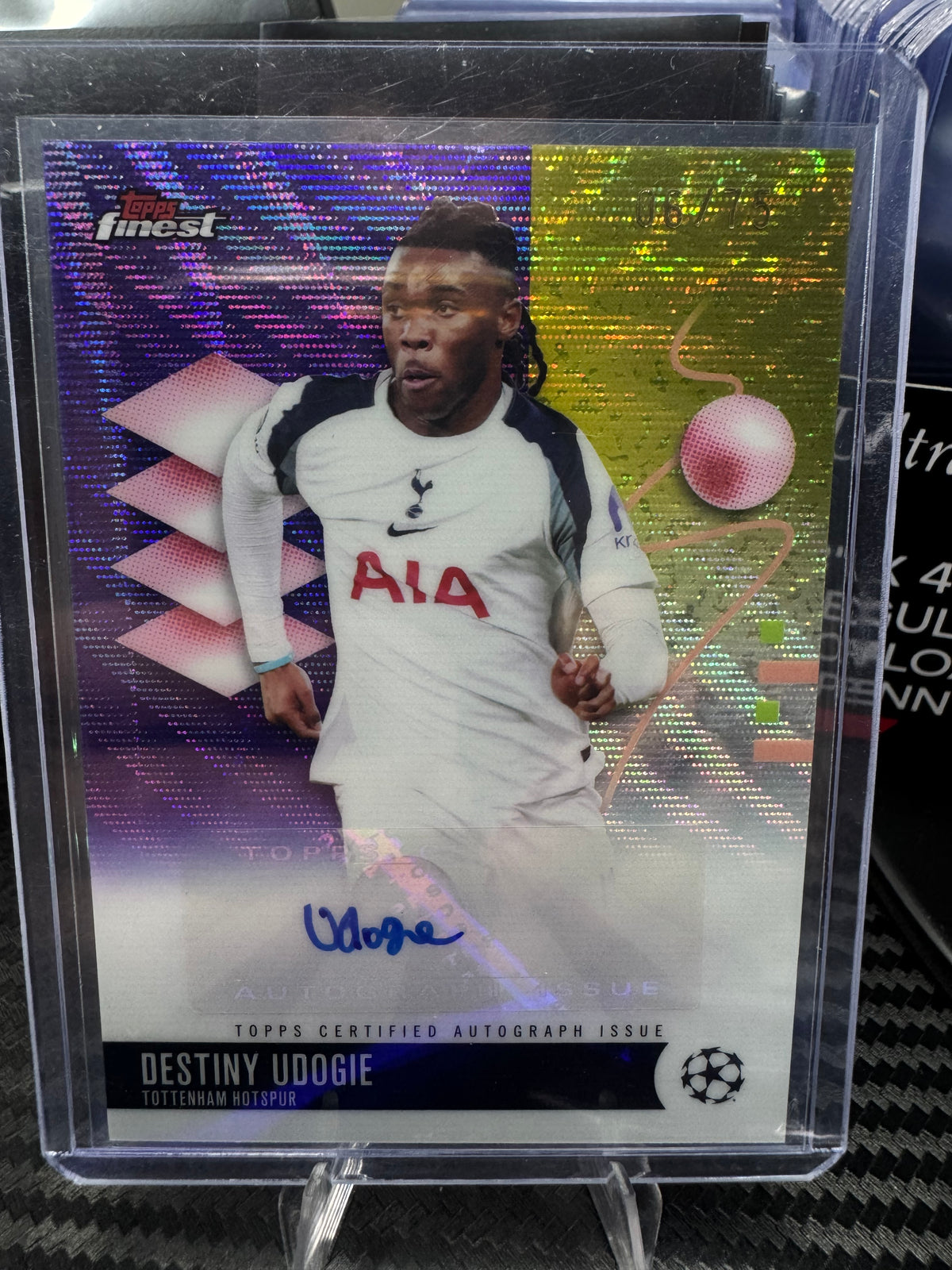Destiny Udogie 2025-26 Topps Finest Purple Wave Auto /75