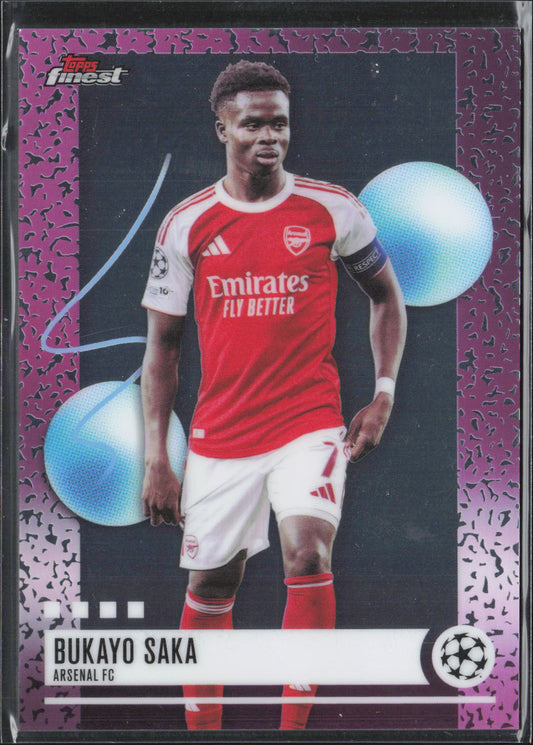 Bukayo Saka Base Topps Chrome  UEFA Club Competitions 77 NM